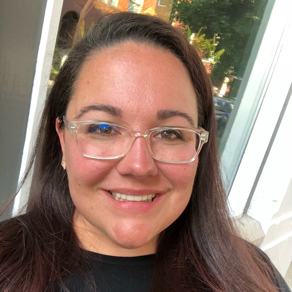 Meet your Posher, Alexandra